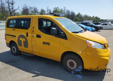 2016 Nissan Nv200 Taxi z USA, uszkodzony, nr VIN 3N8CM0JT7GK699449